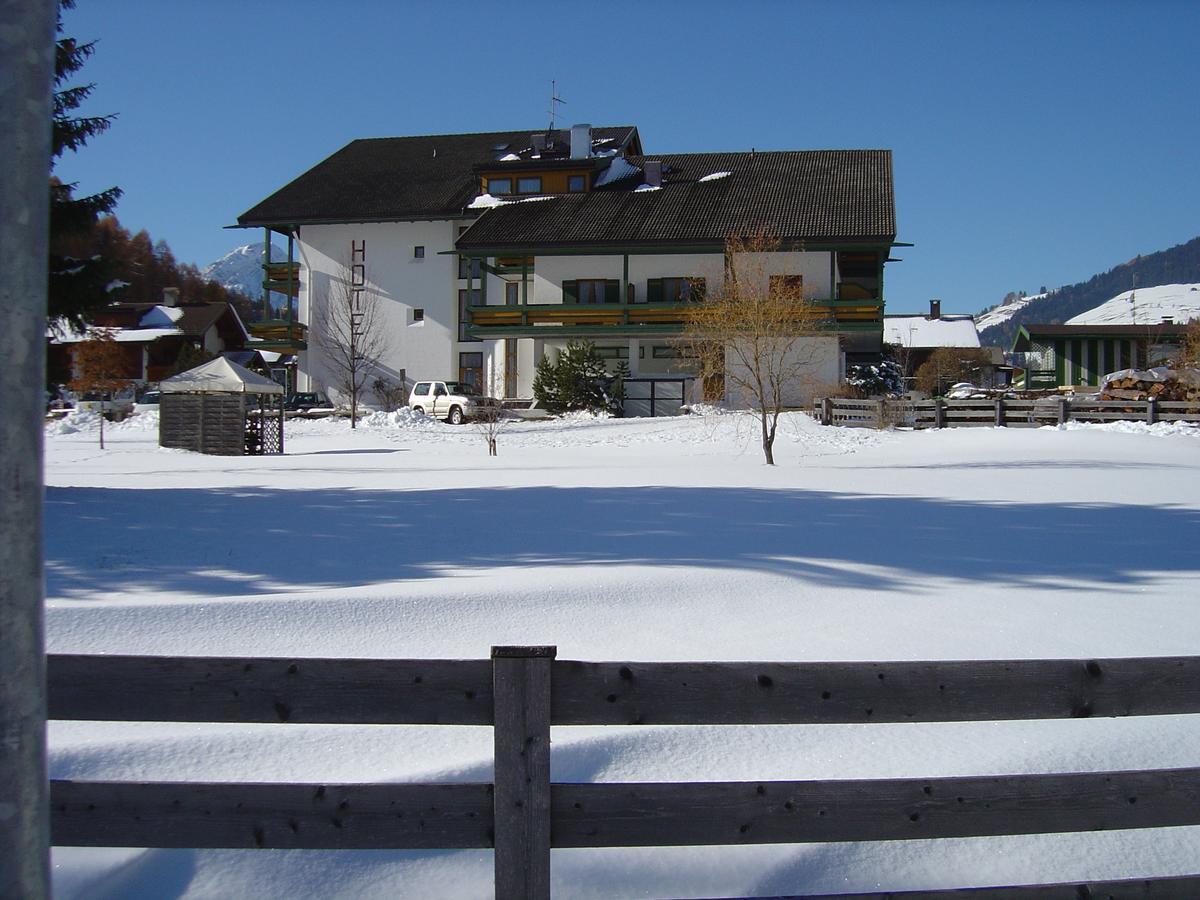 Hotel Brandl San Candido Exterior photo